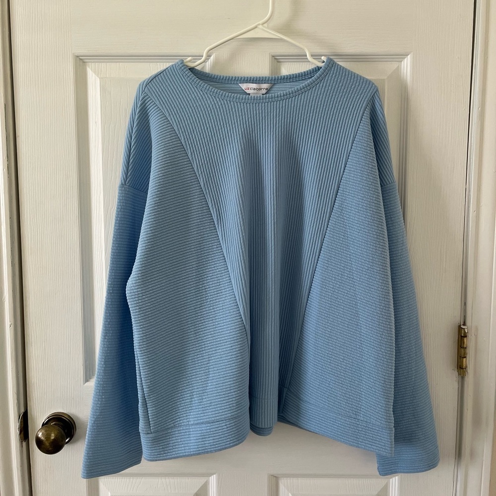 Liz Claiborne Sky Blue Crew Neck Sweater